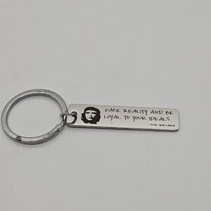 silver tone Che Guevara keychain